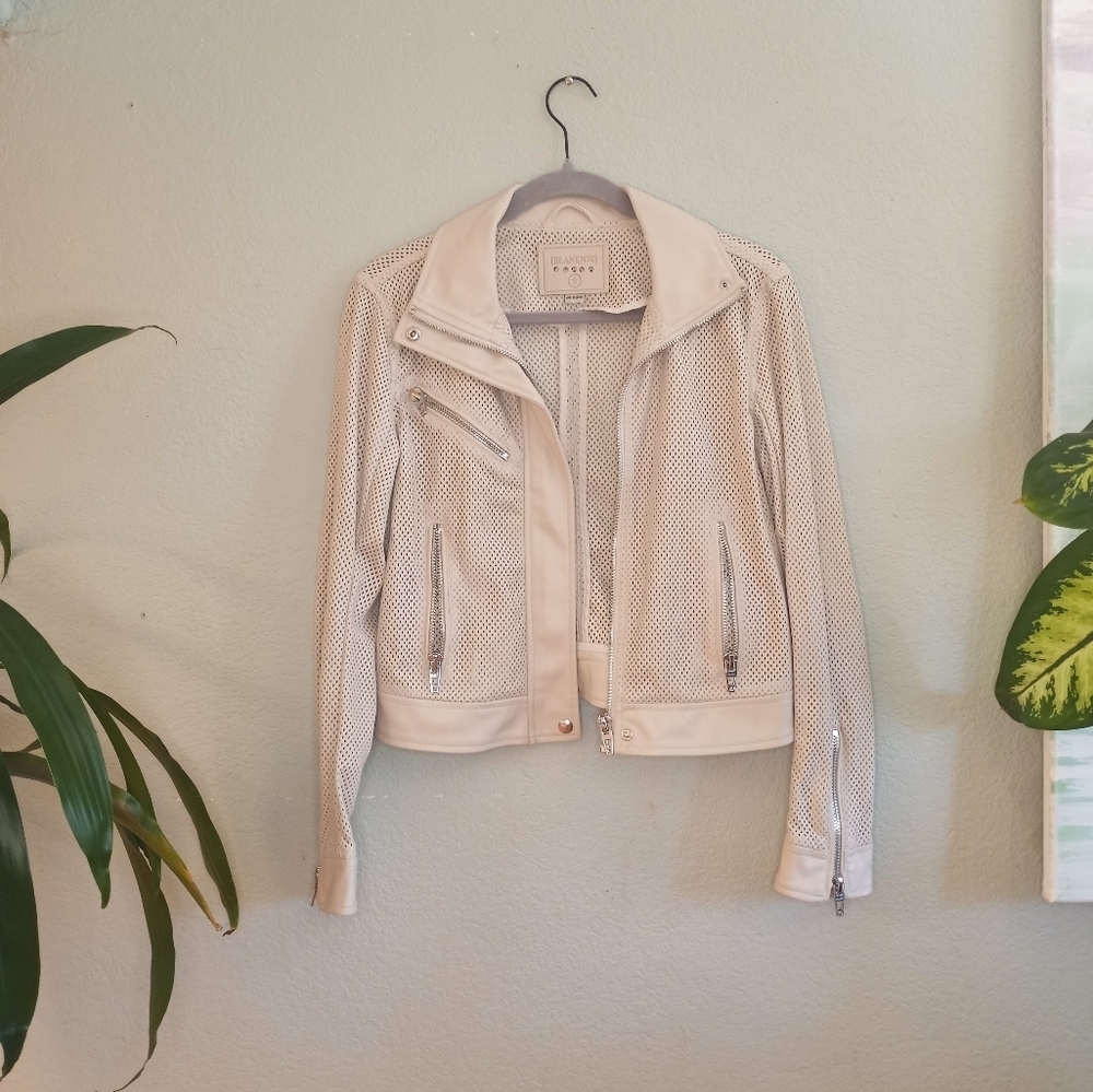 BLANK NYC Anthropologie Cream Laser Cut Faux Leather Boho Moto Bikercore Jacket - Picture 5 of 11